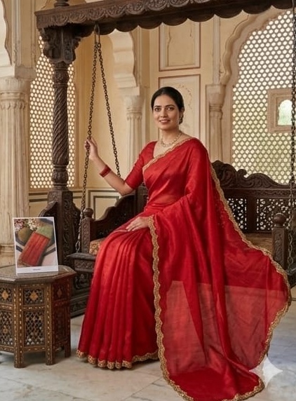 Women's Two Tone Fendy Chiffon Saree - Image 4